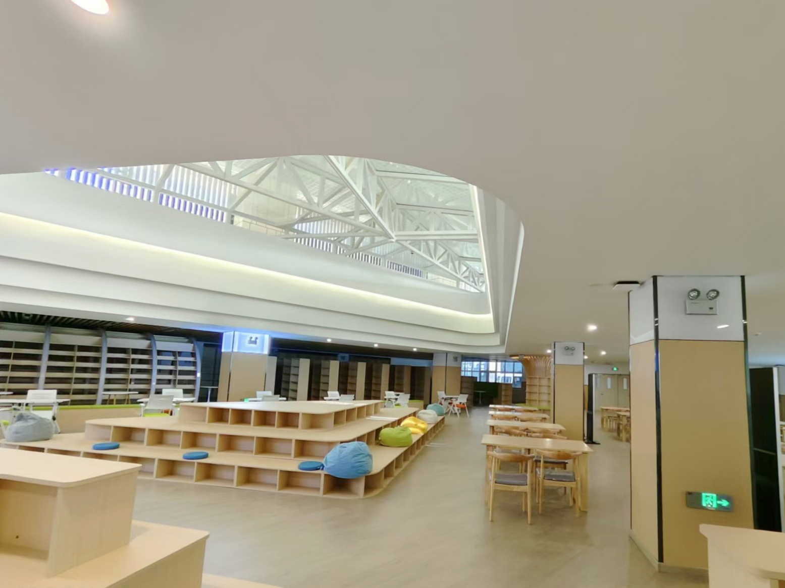 优游国际bu8案例 | 锚定未来，助力南川中学打造西部教育数字化新标杆！